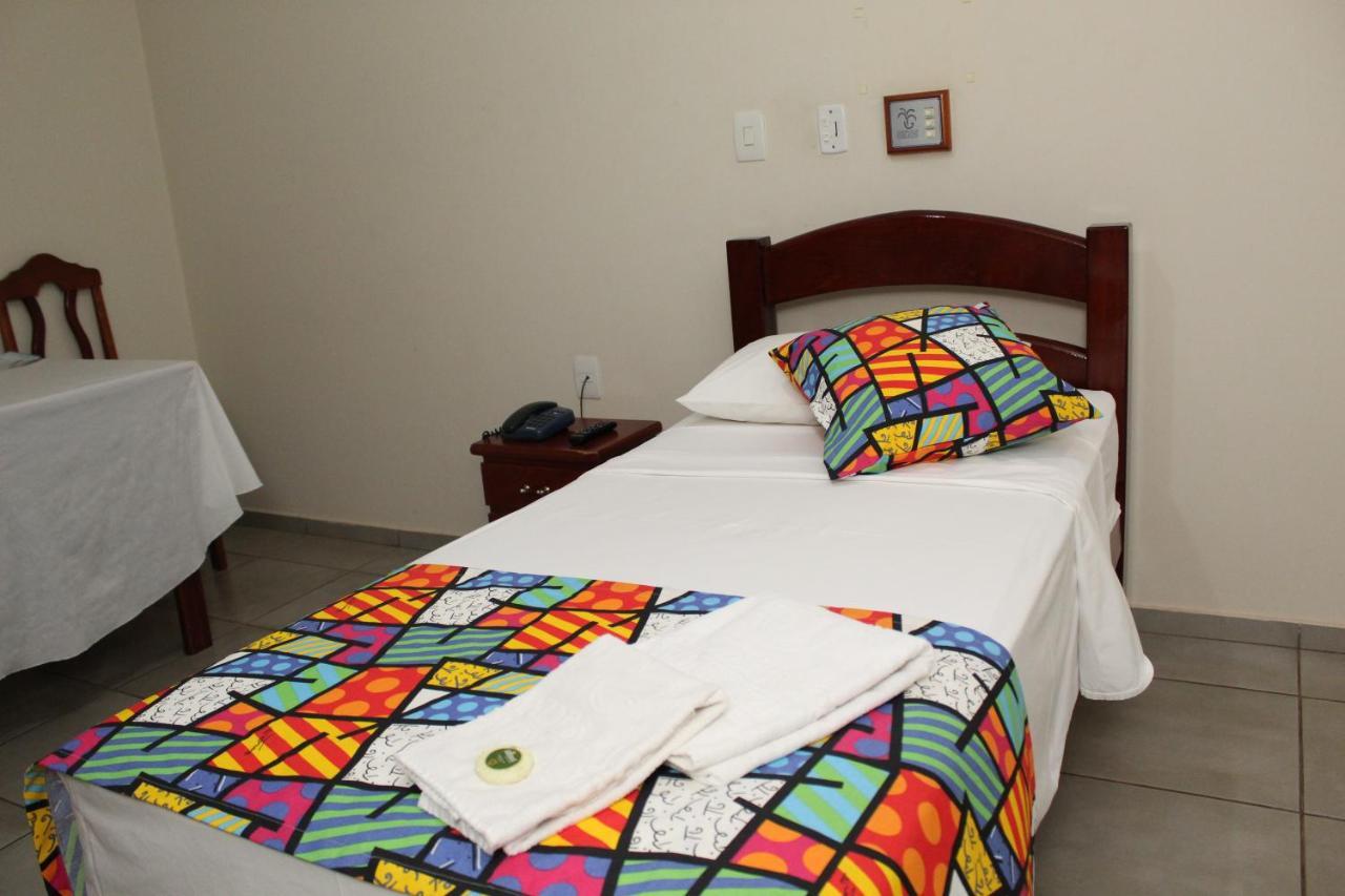 Grandes Lagos Park Hotel Jales Kültér fotó