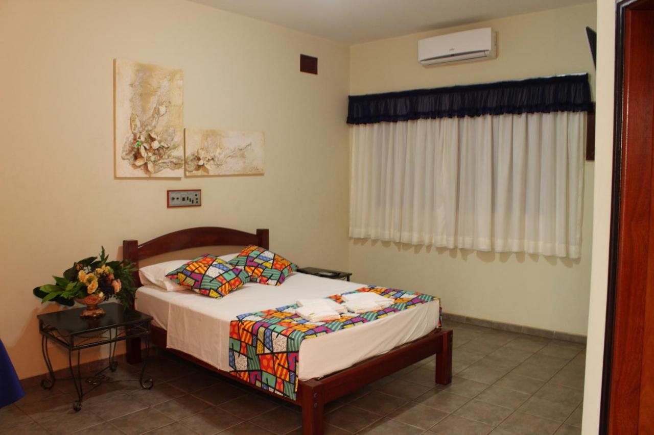 Grandes Lagos Park Hotel Jales Kültér fotó