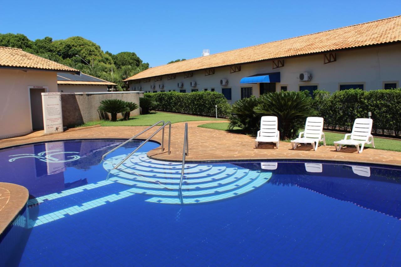 Grandes Lagos Park Hotel Jales Kültér fotó