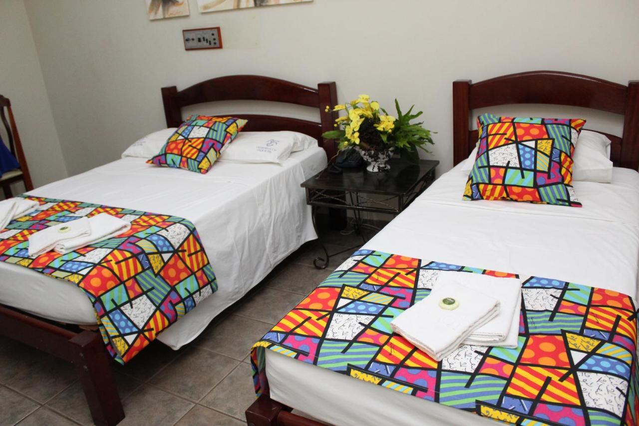 Grandes Lagos Park Hotel Jales Kültér fotó