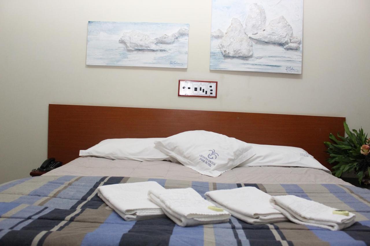 Grandes Lagos Park Hotel Jales Kültér fotó